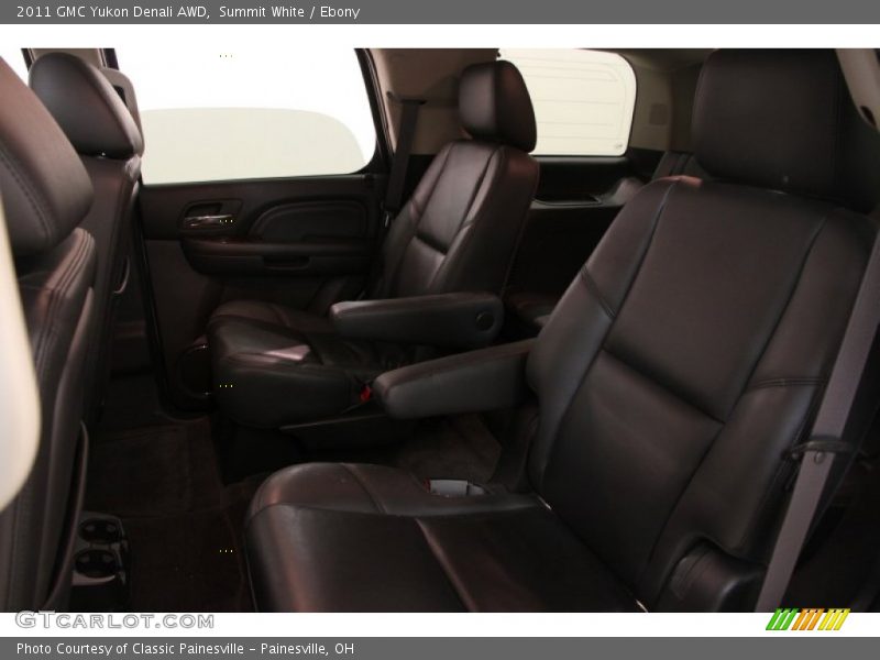 Summit White / Ebony 2011 GMC Yukon Denali AWD