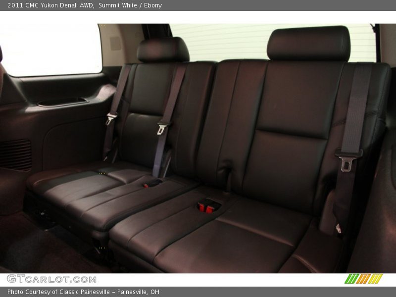 Summit White / Ebony 2011 GMC Yukon Denali AWD