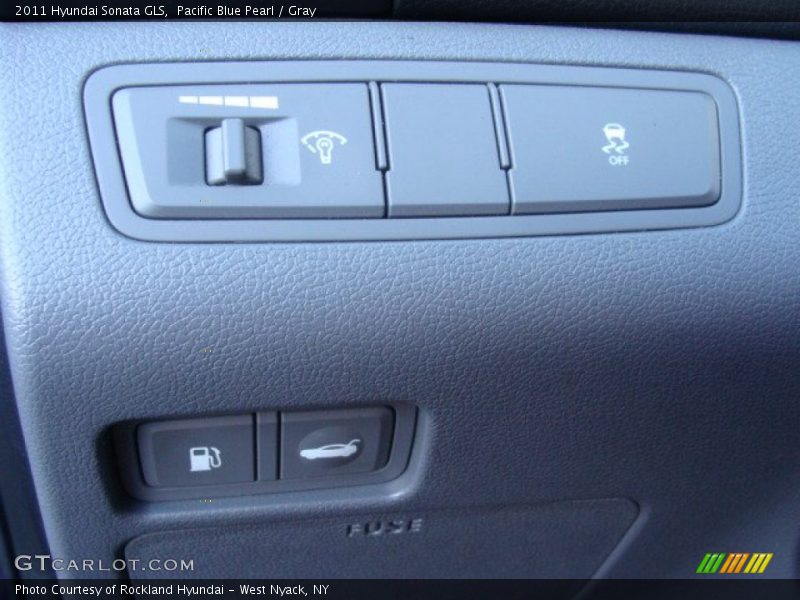 Pacific Blue Pearl / Gray 2011 Hyundai Sonata GLS