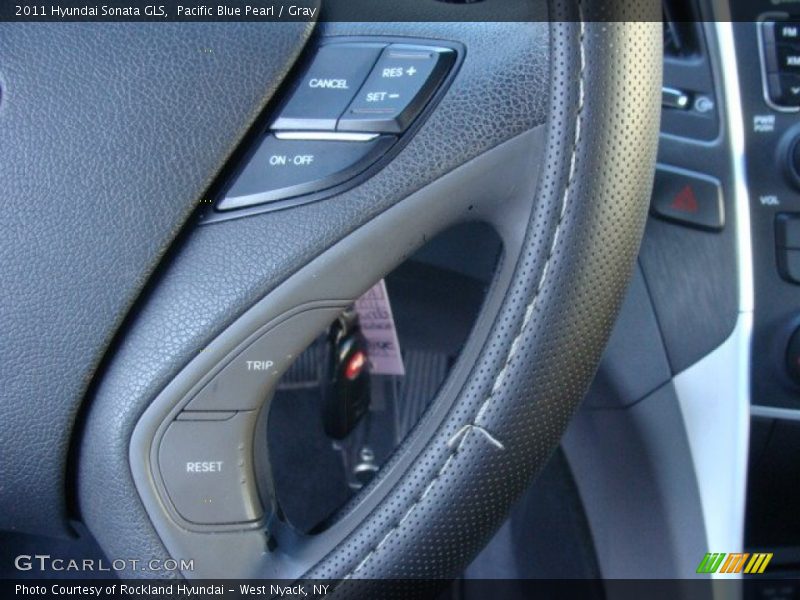 Pacific Blue Pearl / Gray 2011 Hyundai Sonata GLS