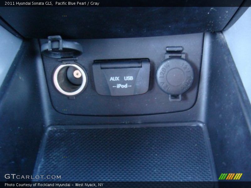 Pacific Blue Pearl / Gray 2011 Hyundai Sonata GLS
