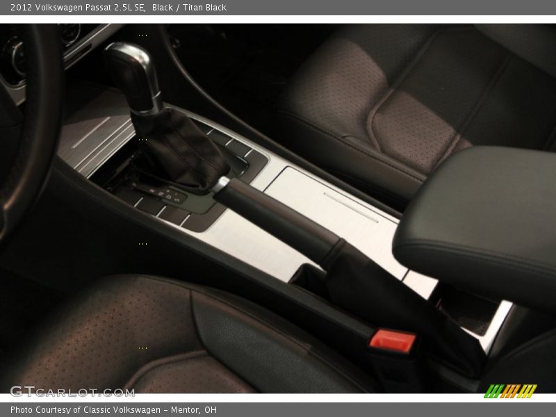Black / Titan Black 2012 Volkswagen Passat 2.5L SE