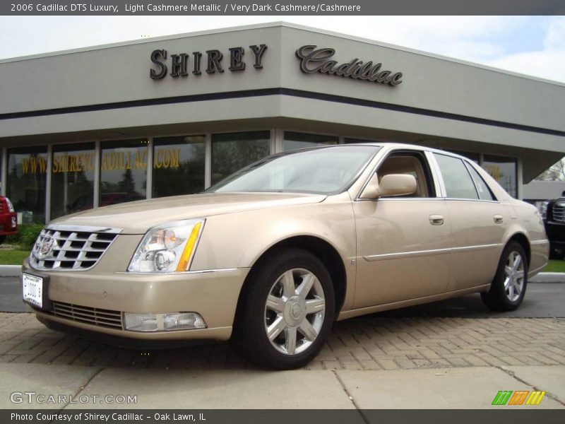 Light Cashmere Metallic / Very Dark Cashmere/Cashmere 2006 Cadillac DTS Luxury