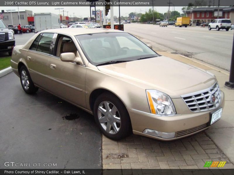 Light Cashmere Metallic / Very Dark Cashmere/Cashmere 2006 Cadillac DTS Luxury