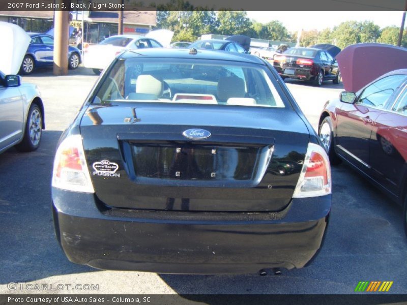 Black / Light Stone 2007 Ford Fusion S