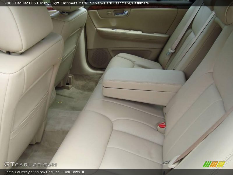 Light Cashmere Metallic / Very Dark Cashmere/Cashmere 2006 Cadillac DTS Luxury
