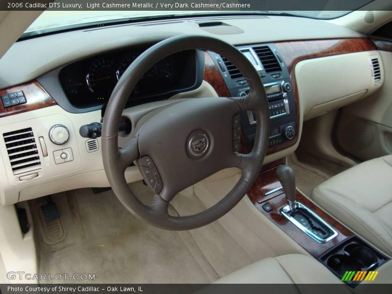 Light Cashmere Metallic / Very Dark Cashmere/Cashmere 2006 Cadillac DTS Luxury
