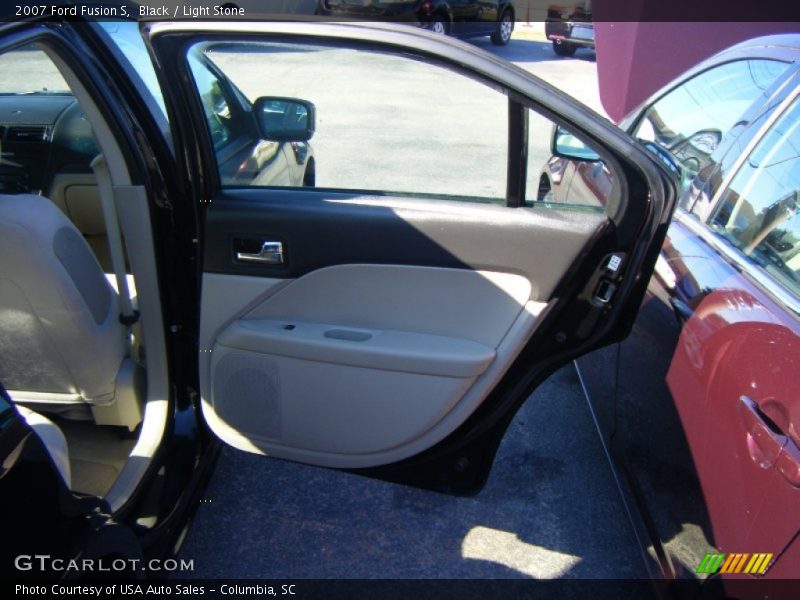 Black / Light Stone 2007 Ford Fusion S