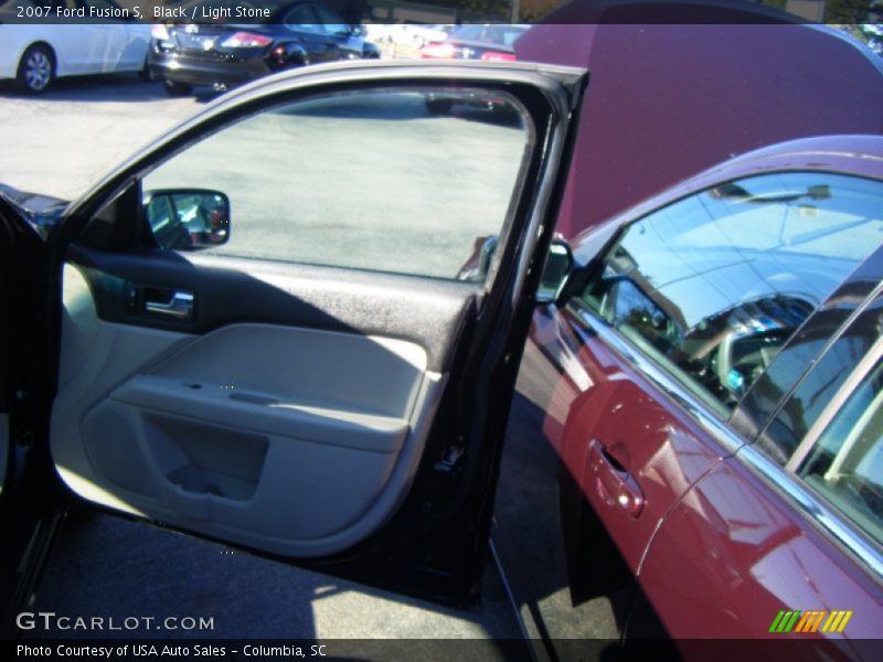 Black / Light Stone 2007 Ford Fusion S