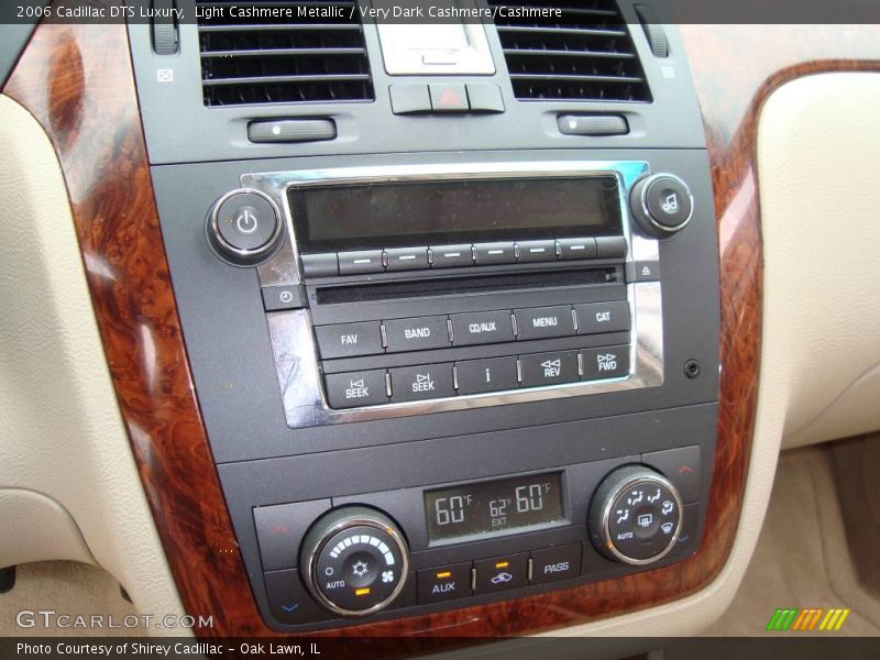 Light Cashmere Metallic / Very Dark Cashmere/Cashmere 2006 Cadillac DTS Luxury