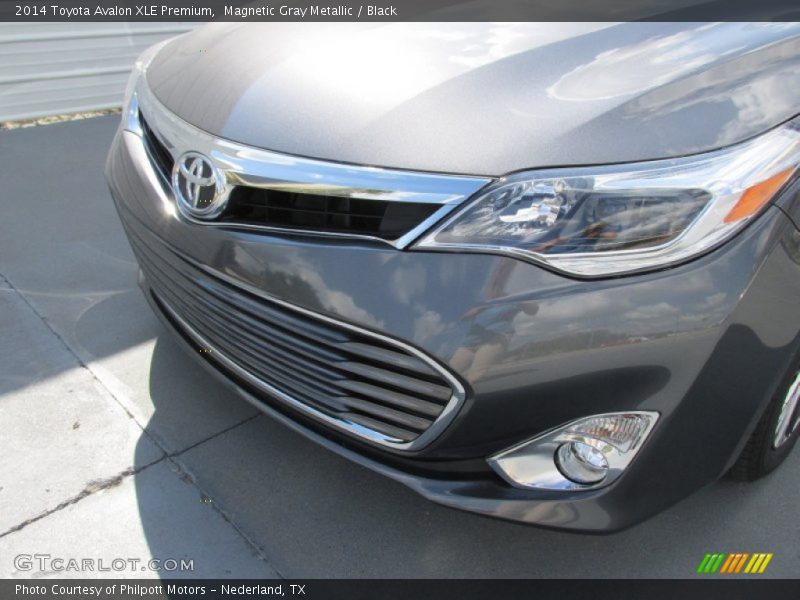 Magnetic Gray Metallic / Black 2014 Toyota Avalon XLE Premium