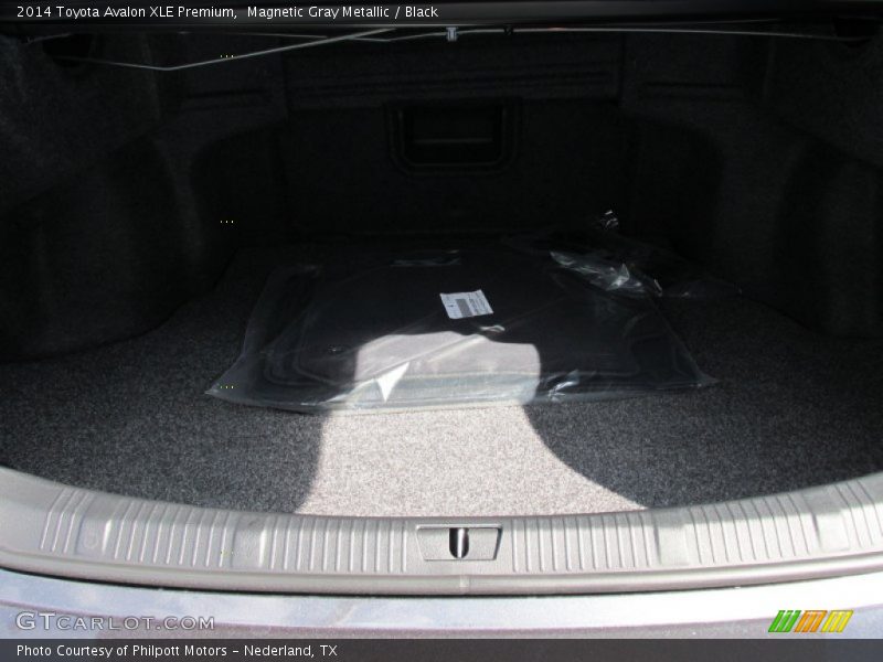 Magnetic Gray Metallic / Black 2014 Toyota Avalon XLE Premium