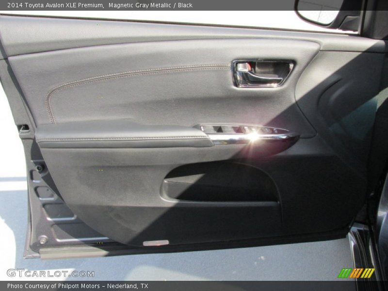 Magnetic Gray Metallic / Black 2014 Toyota Avalon XLE Premium