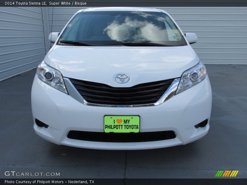 Super White / Bisque 2014 Toyota Sienna LE