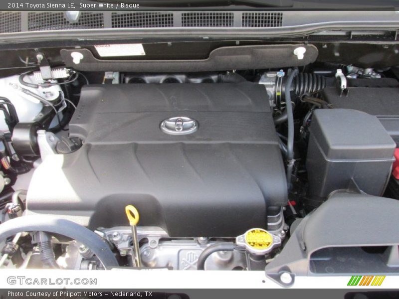 Super White / Bisque 2014 Toyota Sienna LE