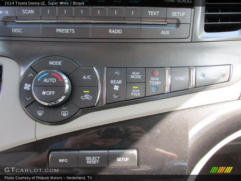 Super White / Bisque 2014 Toyota Sienna LE