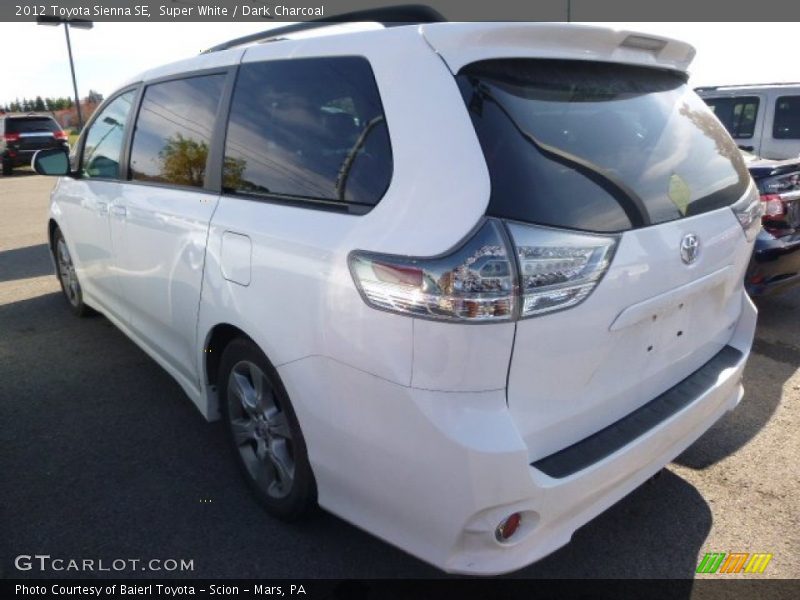 Super White / Dark Charcoal 2012 Toyota Sienna SE