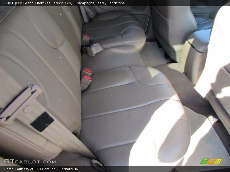 Champagne Pearl / Sandstone 2001 Jeep Grand Cherokee Laredo 4x4
