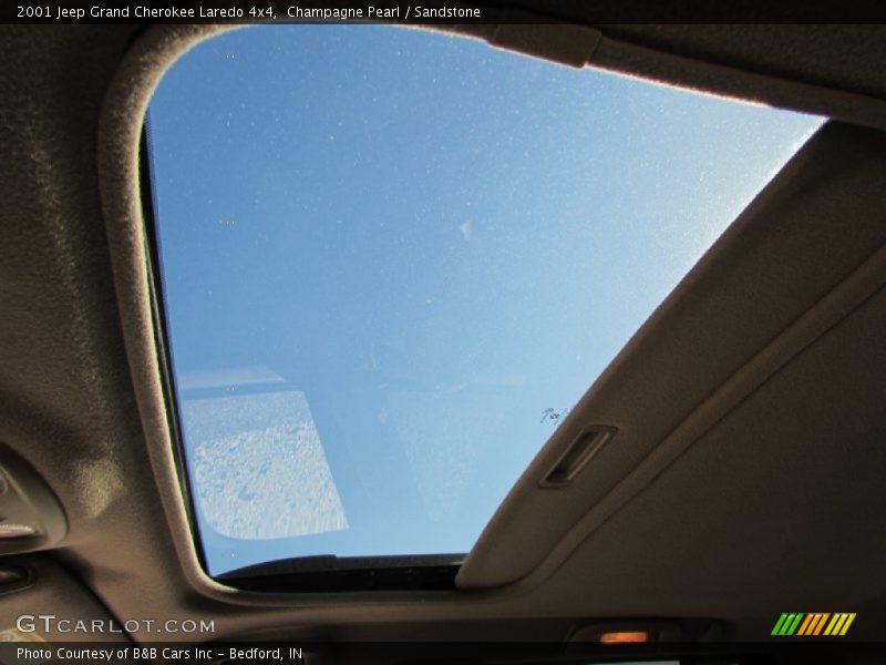 Champagne Pearl / Sandstone 2001 Jeep Grand Cherokee Laredo 4x4