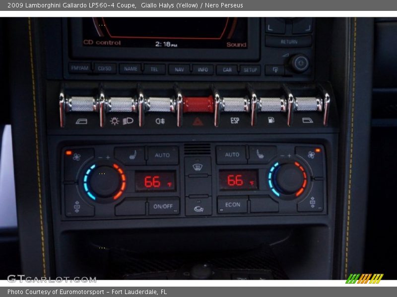 Controls of 2009 Gallardo LP560-4 Coupe