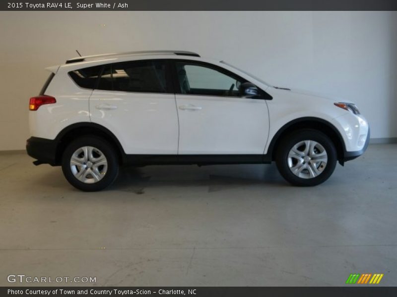 Super White / Ash 2015 Toyota RAV4 LE