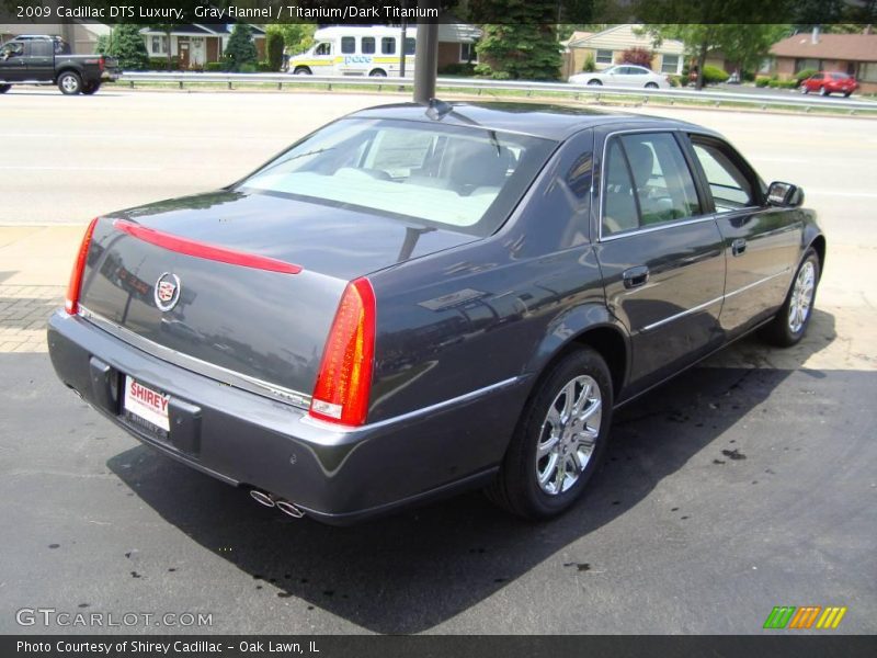 Gray Flannel / Titanium/Dark Titanium 2009 Cadillac DTS Luxury