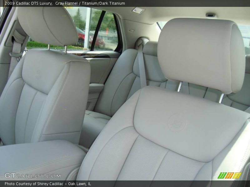 Gray Flannel / Titanium/Dark Titanium 2009 Cadillac DTS Luxury