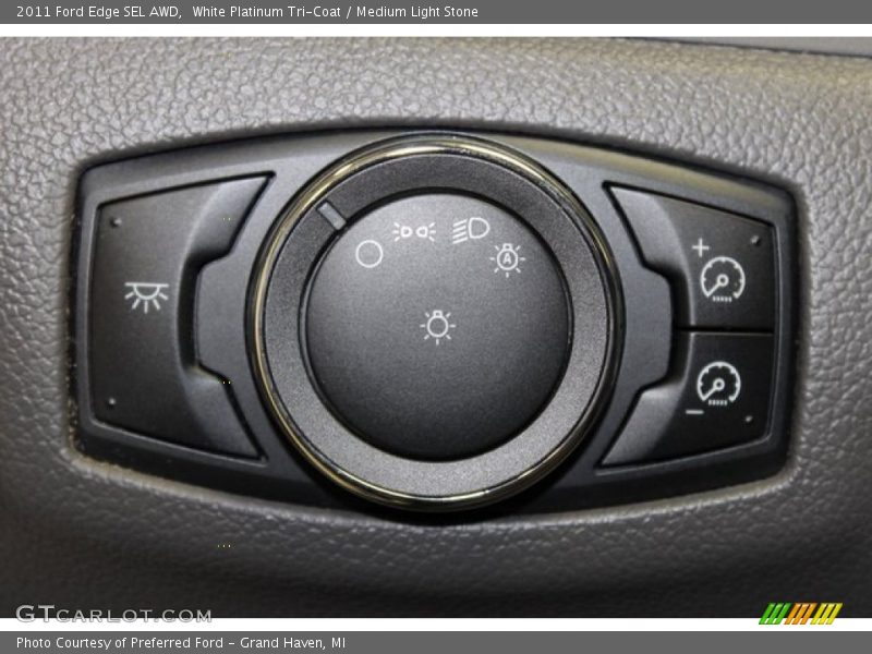 White Platinum Tri-Coat / Medium Light Stone 2011 Ford Edge SEL AWD