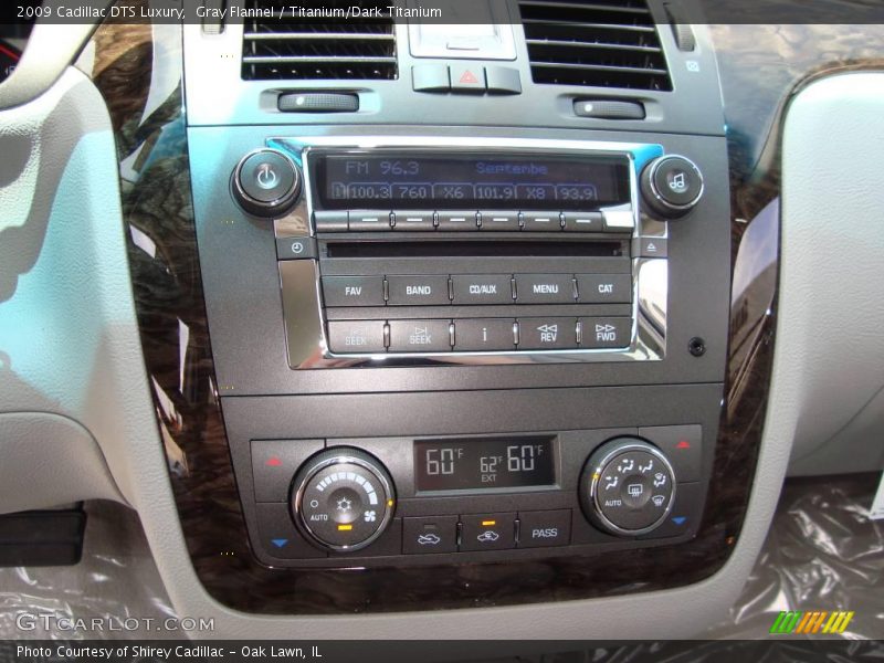 Gray Flannel / Titanium/Dark Titanium 2009 Cadillac DTS Luxury