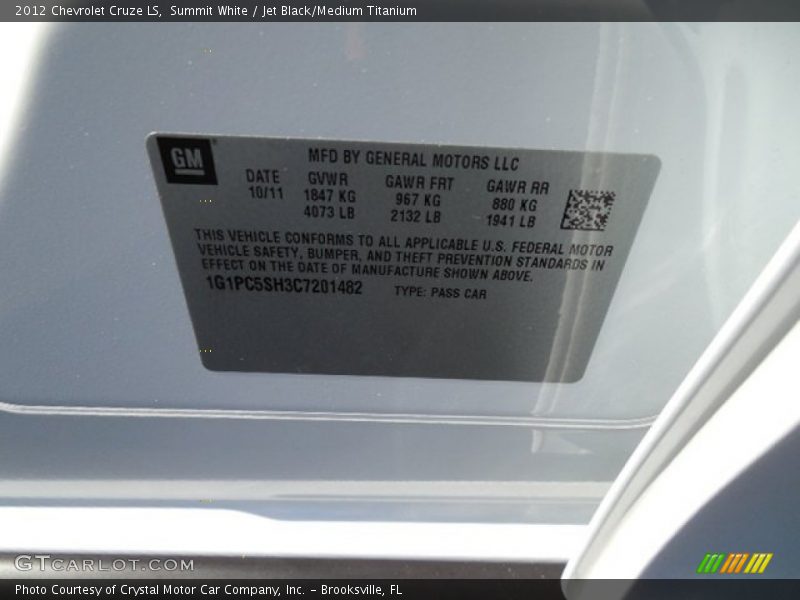 Summit White / Jet Black/Medium Titanium 2012 Chevrolet Cruze LS