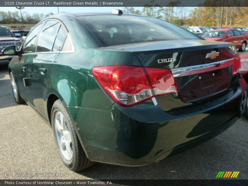 Rainforest Green Metallic / Brownstone 2015 Chevrolet Cruze LT