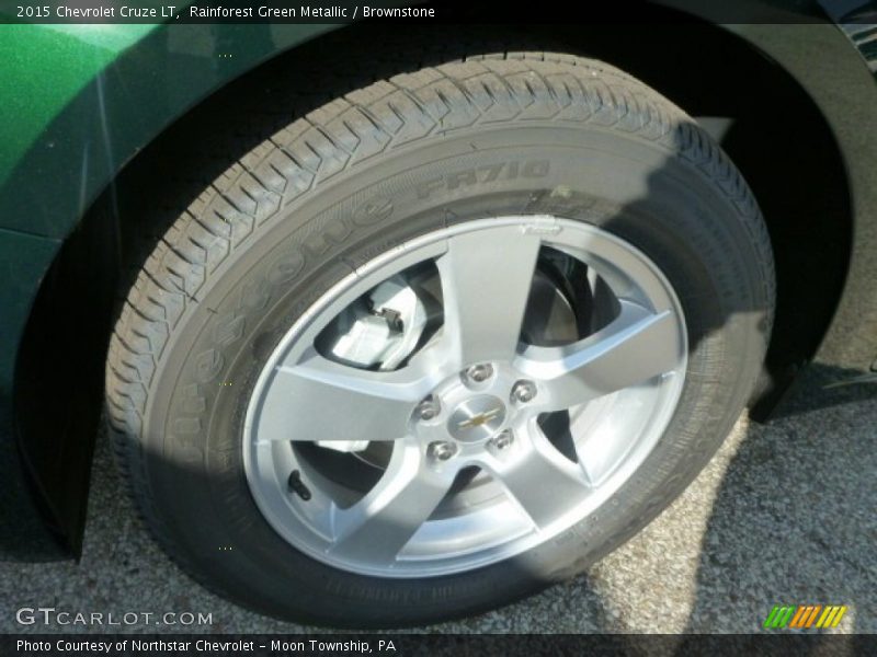 Rainforest Green Metallic / Brownstone 2015 Chevrolet Cruze LT