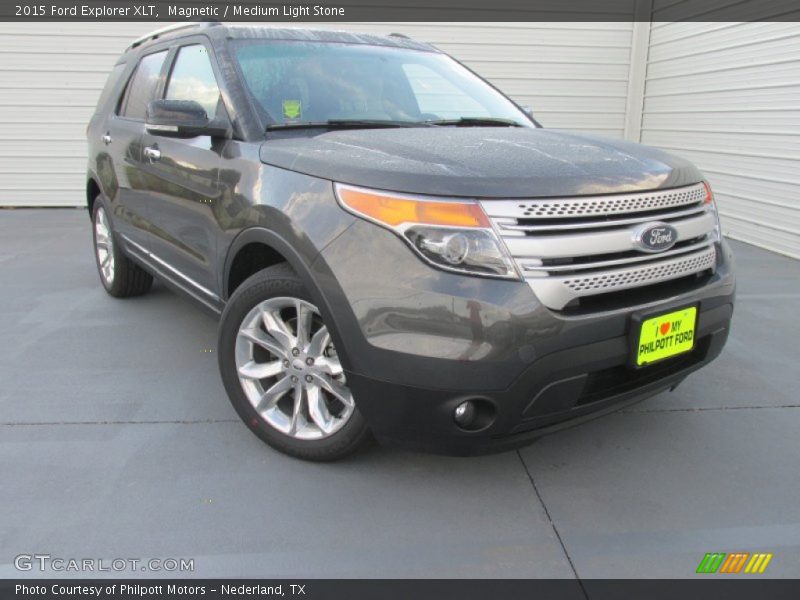 Magnetic / Medium Light Stone 2015 Ford Explorer XLT