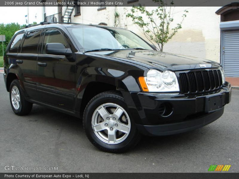 Black / Medium Slate Gray 2006 Jeep Grand Cherokee Laredo 4x4