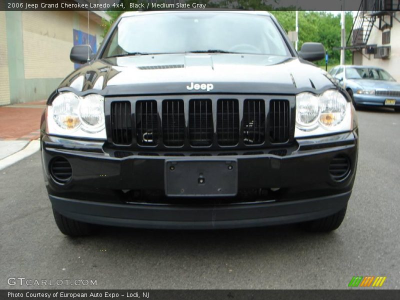 Black / Medium Slate Gray 2006 Jeep Grand Cherokee Laredo 4x4