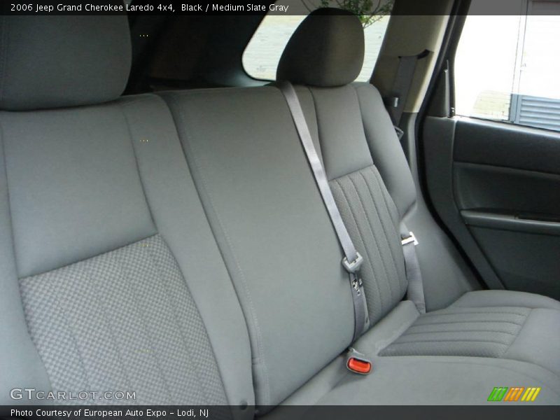 Black / Medium Slate Gray 2006 Jeep Grand Cherokee Laredo 4x4