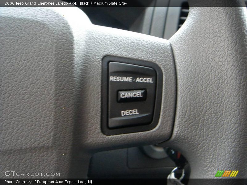 Black / Medium Slate Gray 2006 Jeep Grand Cherokee Laredo 4x4