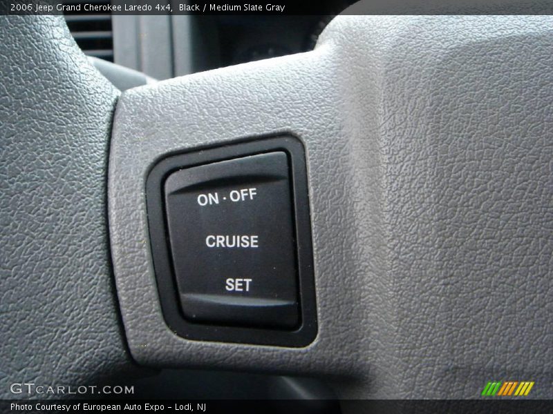 Black / Medium Slate Gray 2006 Jeep Grand Cherokee Laredo 4x4