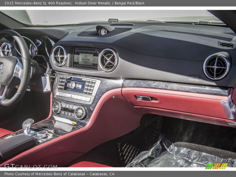 Iridium Silver Metallic / Bengal Red/Black 2015 Mercedes-Benz SL 400 Roadster