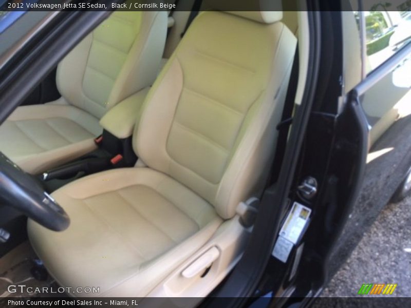 Black / Cornsilk Beige 2012 Volkswagen Jetta SE Sedan