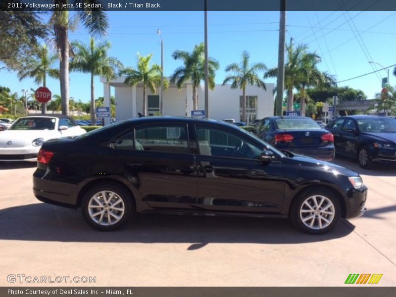 Black / Titan Black 2012 Volkswagen Jetta SE Sedan
