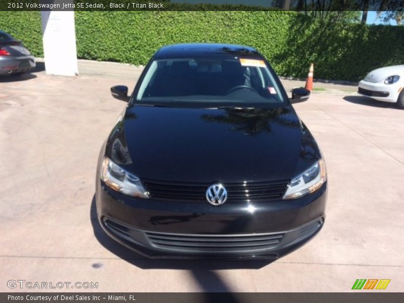 Black / Titan Black 2012 Volkswagen Jetta SE Sedan