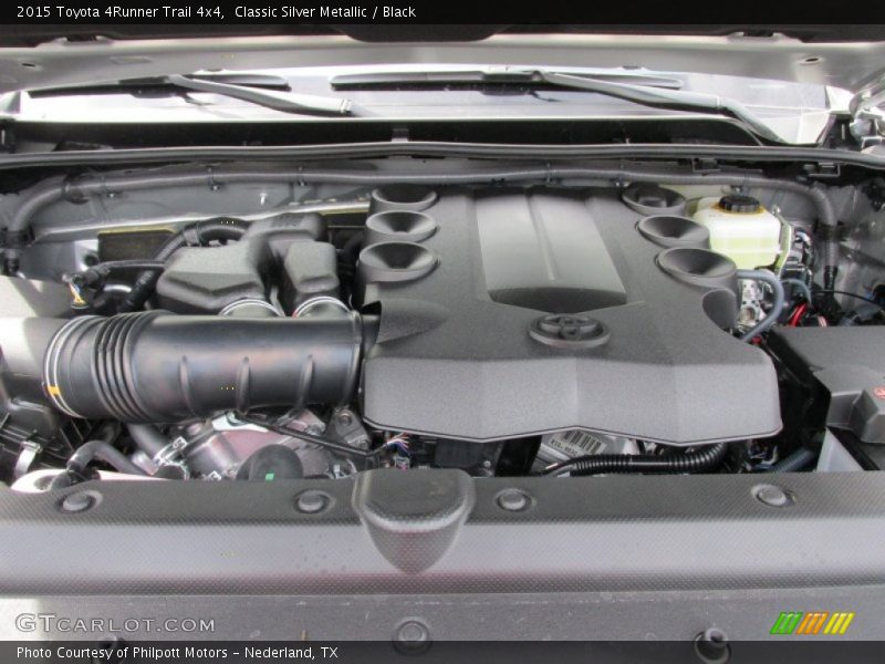 Classic Silver Metallic / Black 2015 Toyota 4Runner Trail 4x4