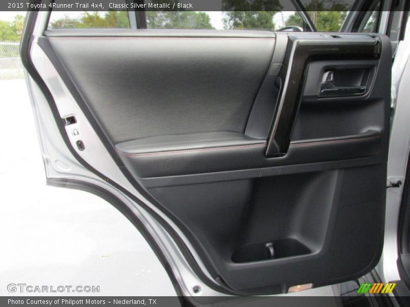Classic Silver Metallic / Black 2015 Toyota 4Runner Trail 4x4