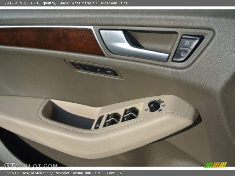 Glacier White Metallic / Cardamom Beige 2012 Audi Q5 3.2 FSI quattro