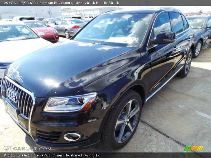 Front 3/4 View of 2015 Q5 3.0 TDI Premium Plus quattro