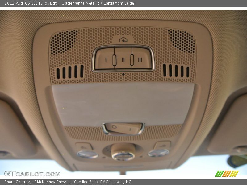 Glacier White Metallic / Cardamom Beige 2012 Audi Q5 3.2 FSI quattro