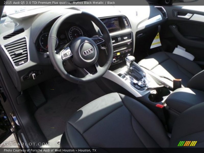  2015 Q5 3.0 TDI Premium Plus quattro Black Interior