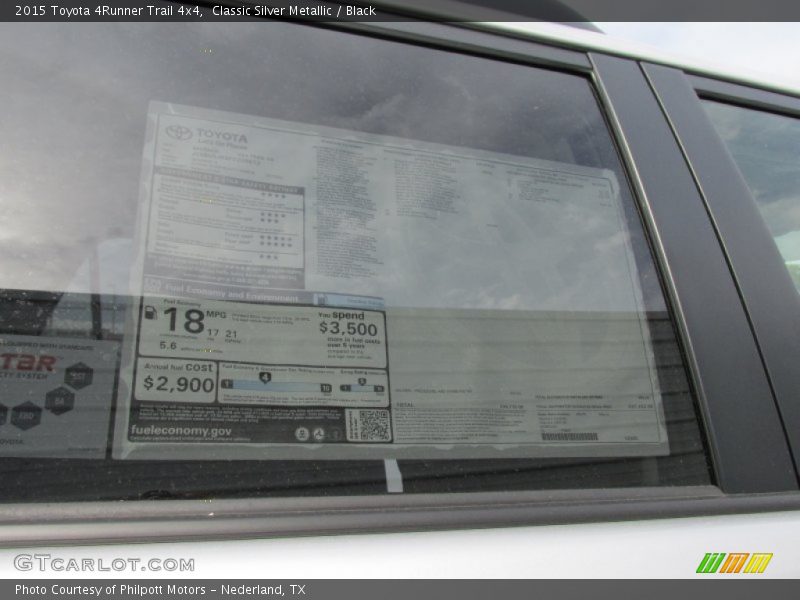 Classic Silver Metallic / Black 2015 Toyota 4Runner Trail 4x4