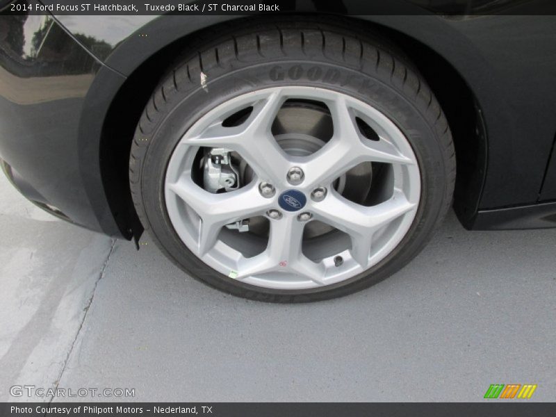 Tuxedo Black / ST Charcoal Black 2014 Ford Focus ST Hatchback